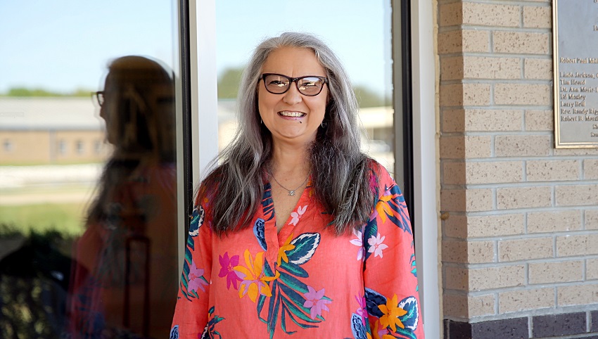 East Mississippi Community College humanities instructor Marilyn Ford was named a 2018-19 Educator of the Year by the Columbus Lowndes Chamber of Commerce. East Mississippi Community College humanities instructor Marilyn Ford was named a 2018-19 Educator of the Year by the Columbus Lowndes Chamber of Commerce.