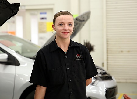 East Mississippi Community College student Fallon Traweek earned a state championship title in the SkillsUSA competition to advance to the nationals, where she earned a bronze medal. East Mississippi Community College student Fallon Traweek earned a state championship title in the SkillsUSA competition to advance to the nationals, where she earned a bronze medal.